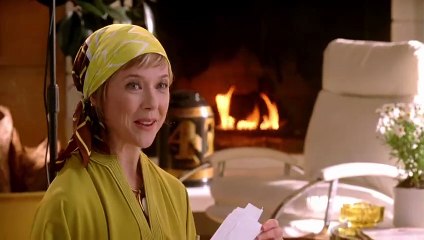 Courir avec des ciseaux Bande-annonce (EN)