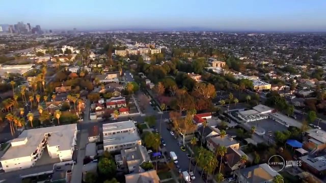 Une Inquiétante Jeune Fille au Pair Bande-annonce (EN)