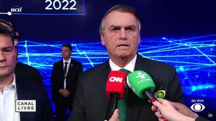 Bolsonaro elogia Lava-Jato ao lado de Moro