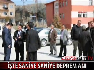 İŞTE SANİYE SANİYE DEPREM ANI
