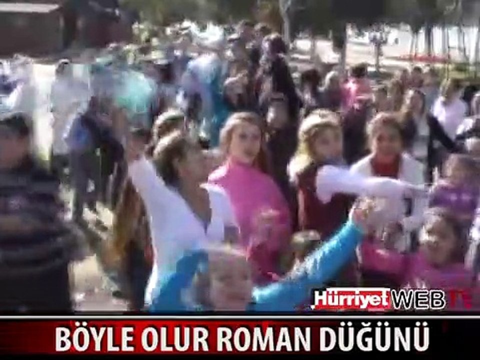 BÖYLE OLUR ROMAN DÜĞÜNÜ