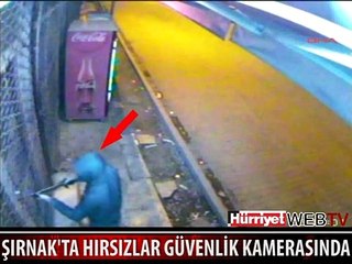 HIRSIZLIK ANI SANİYE SANİYE KAMERADA