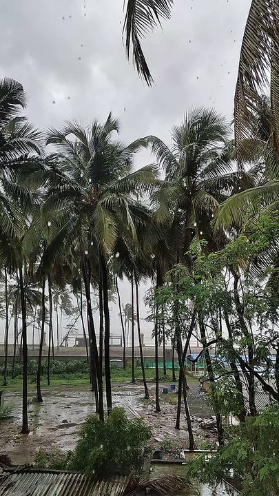 devka beach daman