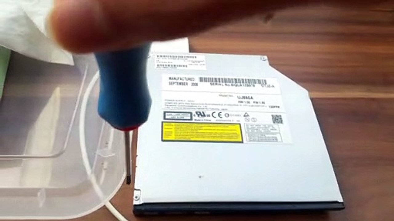 Laufwerk öffnen (Teil 1)