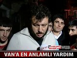 KAĞIT TOPLARKEN VATANDAŞLARDAN DA YARDIM TOPLADILAR