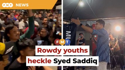 Syed Saddiq heckled by rowdy youths outside ceramah