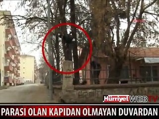 PARASI OLAN KAPIDAN OLMAYAN DUVARDAN