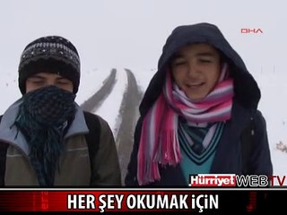 HER GÜN 4 KİLOMETRE YOL YÜRÜYORLAR
