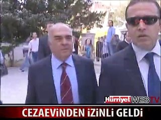 TUTUKLU KORAMİRAL CORA AĞABEYİNİN CENAZESİNE KATILDI