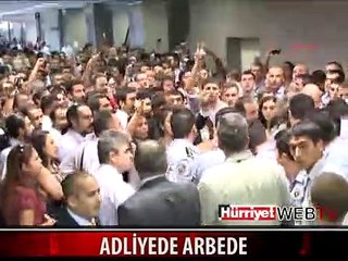 ÇAĞLAYAN'DAKİ ADALET SARAYI'NDA ARBEDE