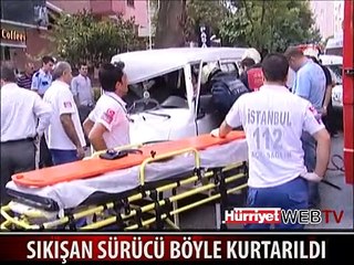 SIKIŞAN KADIN SÜRÜCÜ BÖYLE KURTARILDI