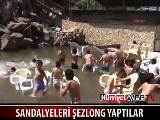 SİVAS'TA ÇOCUKLAR BÖYLE SERİNLİYOR