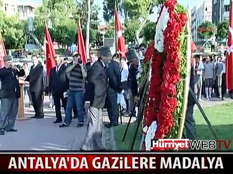ANTALYA'DA GAZİLERE MADALYA
