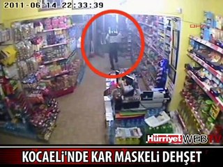 MARKETTE SİLAHLI SOYGUNCU DEHŞETİ