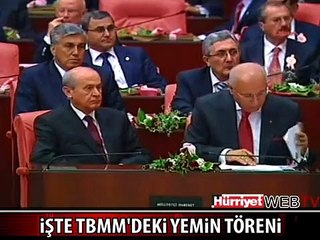 İŞTE TBMM'DEKİ YEMİN TÖRENİ