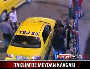 TAKSİCİ VE KADINLAR BİRBİRİNE GİRDİ