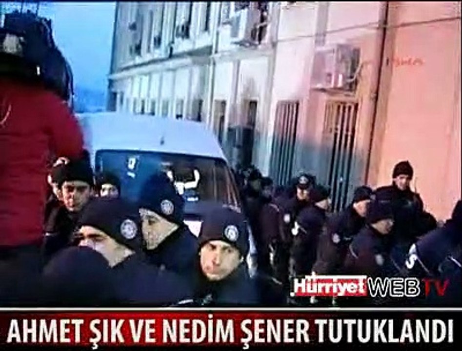 GAZETECİLER CEZAEVİNDE