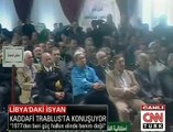 KADDAFİ TRABLUS'TA KONUŞTU