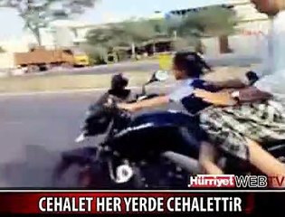 4 YAŞINDAKİ KIZINA BUNU YAPTIRDI