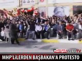 MHP'LiLERDEN BAŞBAKAN'A PROTESTO