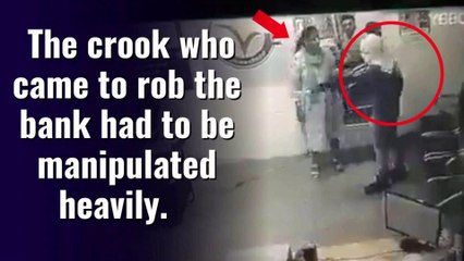 The crook who came to rob the bank had to be manipulated heavily || Viral Video || Viral