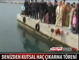 ÇANAKKALE'DE DENİZDEN HAÇ ÇIKARMA