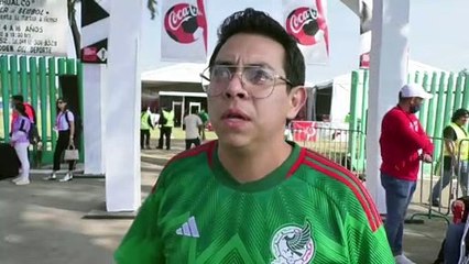 World Cup fever arrives in Mexico as fans glimpse 2022 trophy