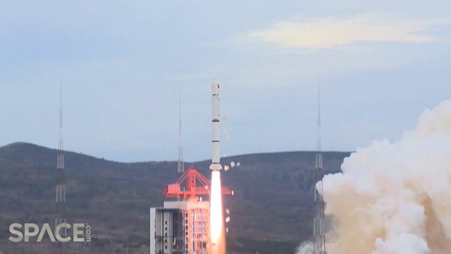 China launches new environmental monitoring satellites, rocket sheds tiles
