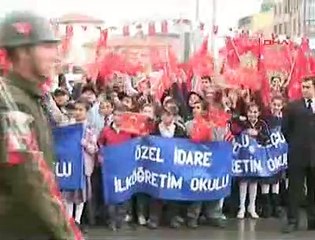 ASKERE SEVGİ SELİ