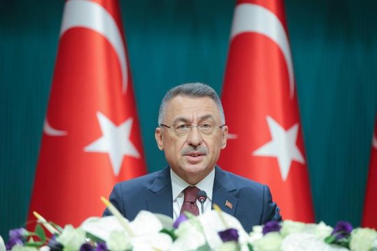 Cumhurbaşkanı Yardımcısı Oktay: (2023 yılında) Bütçe giderlerinin 4 trilyon 470 milyar lira, bütçe gelirlerinin 3 trilyon 810 milyar lira olacağı...
