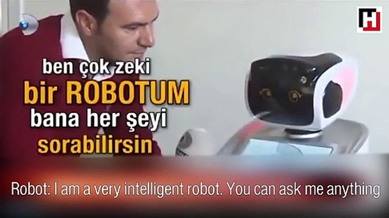 Robot that interrupted Turkish minister’s speech apologizes, admits mistake