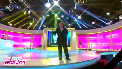 İngilizce şarkı söyleyince...