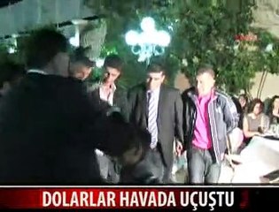 DOLARLAR HAVADA UÇUŞTU