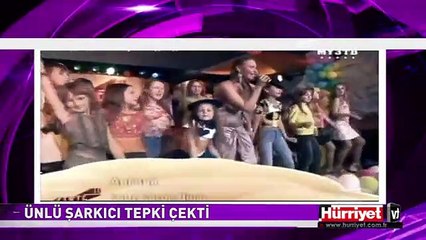 ÇOCUK PROGRAMINA İÇ ÇAMAŞIRSIZ ÇIKAN ÜNLÜ ŞARKICININ PEŞİNİ BU GÖRÜNTÜLER BIRAKMIYOR