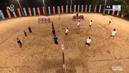 Şeyma Subaşı'nın voleybol performansı sosyal medyayı salladı!