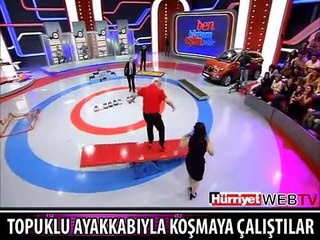 ERKEKLER TOPUKLU AYAKKABI GİYERSE...