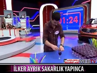 YAPTIKLARIYLE HERKESİ KAHKAHAYA BOĞDU