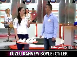 “BEN BİLMEM EŞİM BİLİR”DE TUZLU KAHVE İÇME REKORU!
