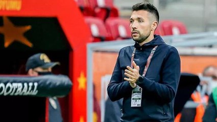 Alanyaspor'un hocası Francesco Farioli ekibini genişletmek için internetten ilan verdi
