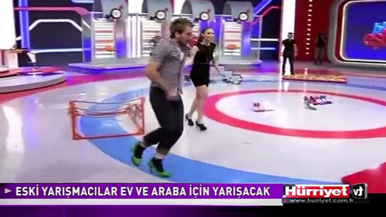 SEVİLEN ESKİ YARIŞMACILAR EV VE ARABA İÇİN YARIŞACAK