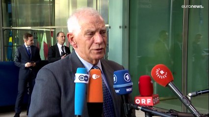 La UE aprueba entrenar a soldados ucranianos y dar a Kiev 500 millones para armamento