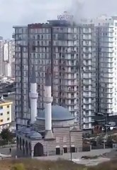 Son Dakika | ESENYURT'TA REZİDANSTA YANGIN PANİĞİ