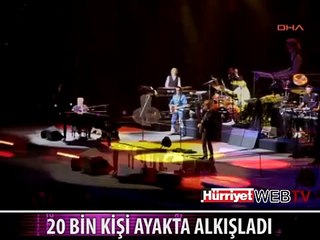 20 BİN KİŞİ ONU AYAKTA ALKIŞLADI