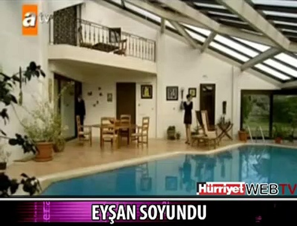 KIŞ GÜNÜNDE HAVUZDA