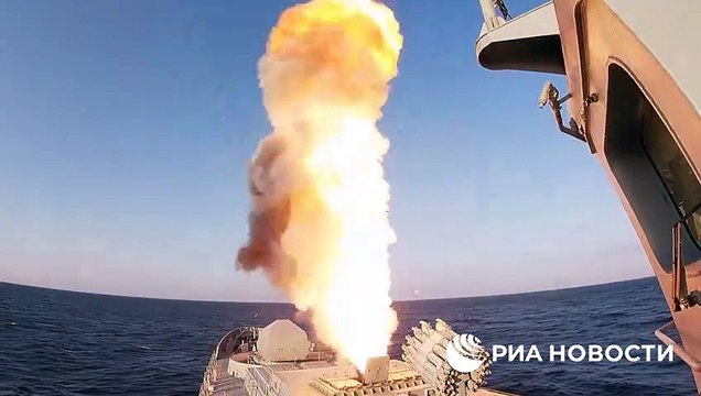 Rusya, Ukrayna'nın askeri komuta ve enerji tesislerine yapılan füze saldırılarının görüntülerini yayınladı