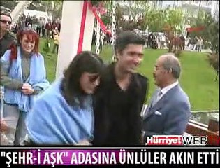 ARTIK BİZİM DE AŞK ADAMIZ VAR