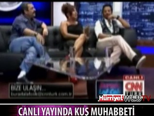 GÜLME KRİZİNE SOKAN KUŞ MUHABBETİ