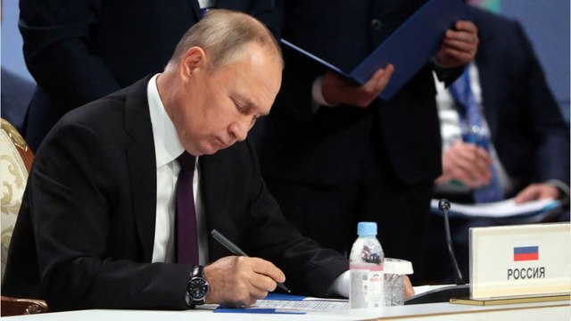 Vladimir Putin warns the west against a direct confrontation