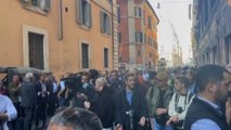Via della Scrofa invasa dai media per vertice Meloni-Berlusconi