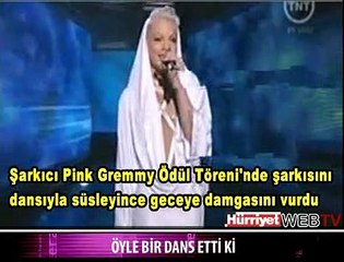 PİNK'İN MUHTEŞEM DANSI